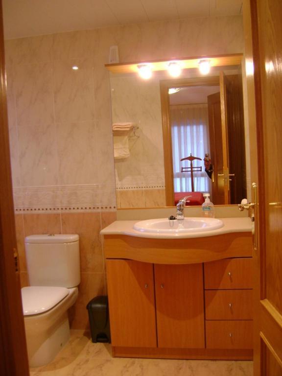 Apartamentos Pirineos Ordesa El Pueyo de Araguás Szoba fotó