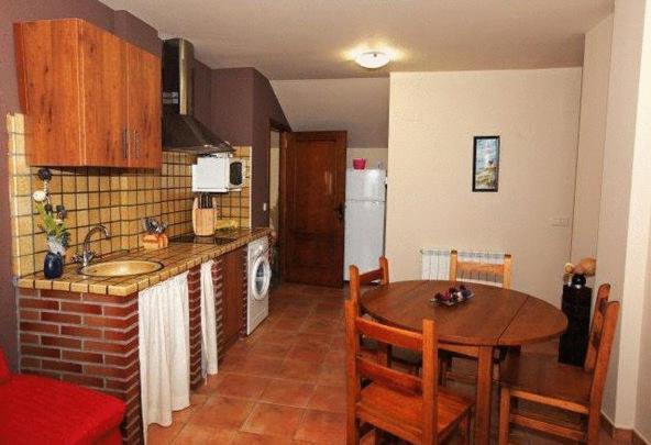 Apartamentos Pirineos Ordesa El Pueyo de Araguás Kültér fotó