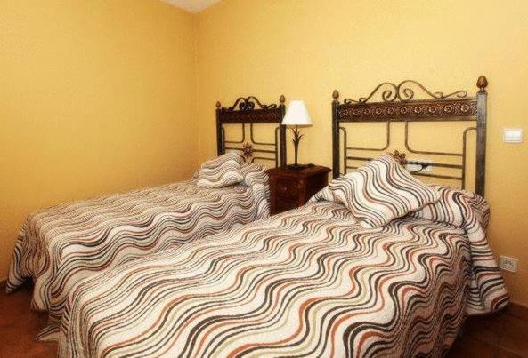 Apartamentos Pirineos Ordesa El Pueyo de Araguás Kültér fotó