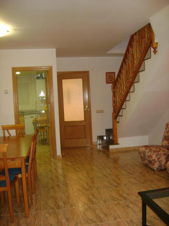 Apartamentos Pirineos Ordesa El Pueyo de Araguás Szoba fotó