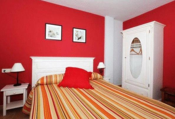 Apartamentos Pirineos Ordesa El Pueyo de Araguás Szoba fotó