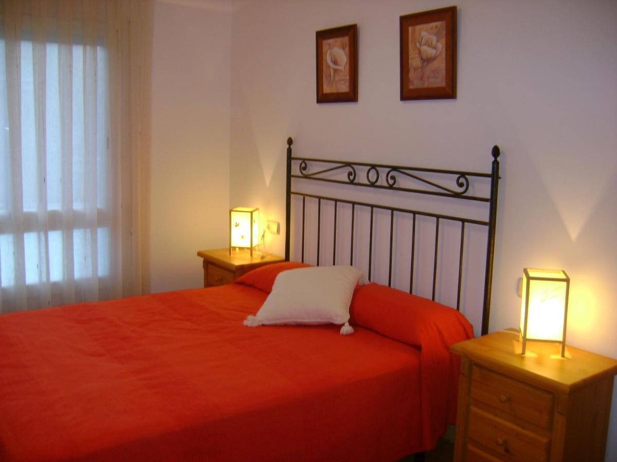 Apartamentos Pirineos Ordesa El Pueyo de Araguás Szoba fotó